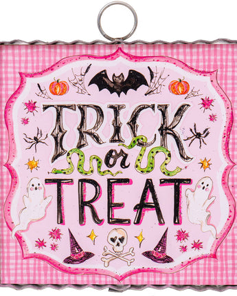 7" Pink Trick or Treat Charm